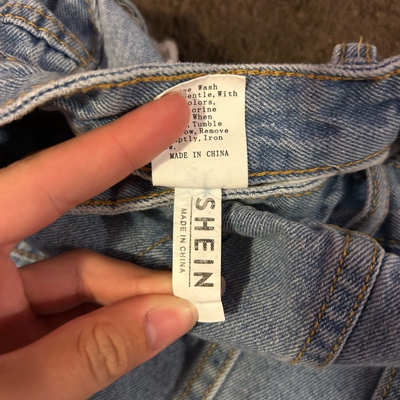 SHEIN Ripped Jean Skirt - Picture 3 of 4